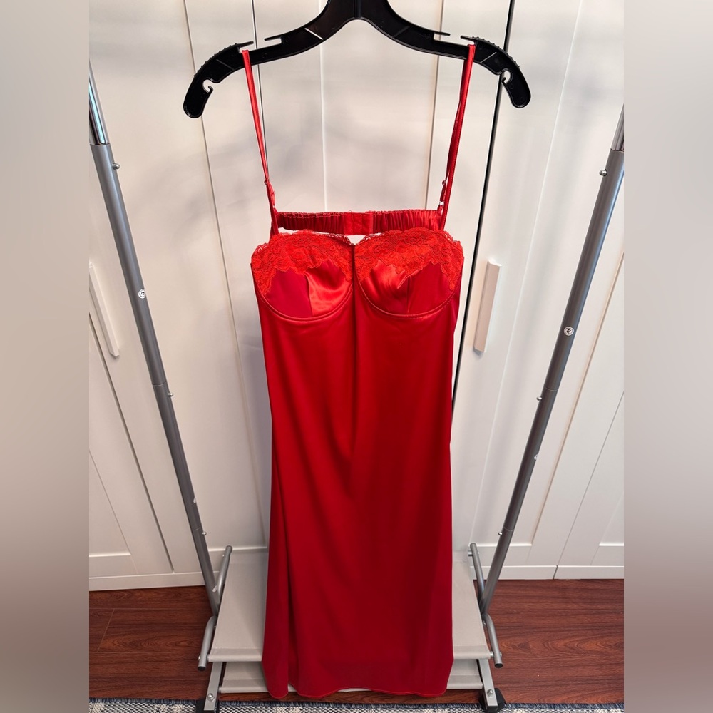 Vici Vibrant Red Satin Dress